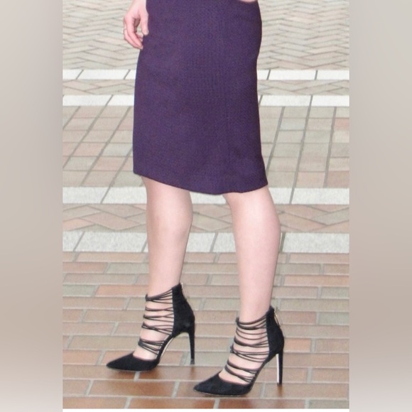 BCBG GENERATION-Caliko suede strappy elastic pumps. Size 10M - Picture 3 of 12